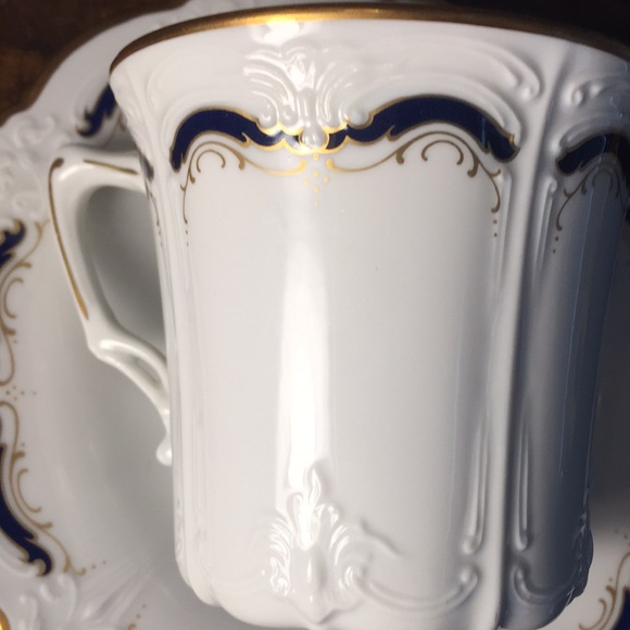 Set of 2 TIRSCHENREUTH Gloriette Flat Cups & Saucers Set New - Picture 8 of 15